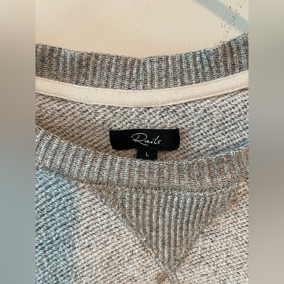 Rails Sweater - Picture 2 of 3